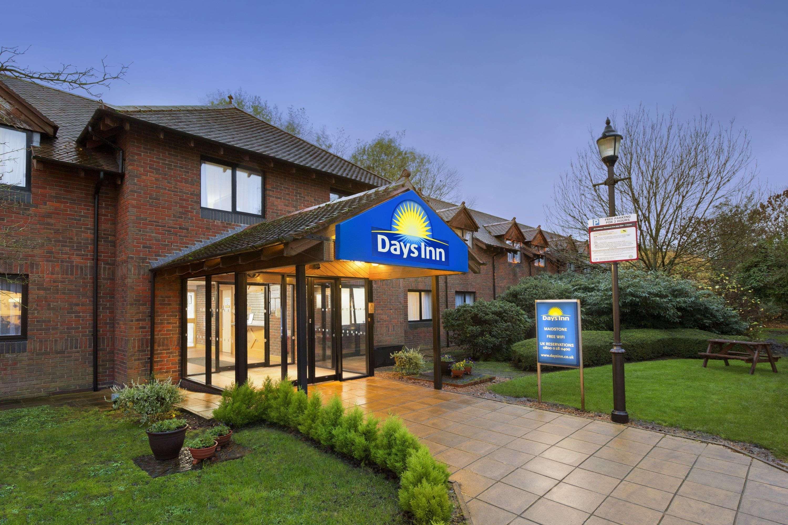 Days Inn Maidstone Exterior foto